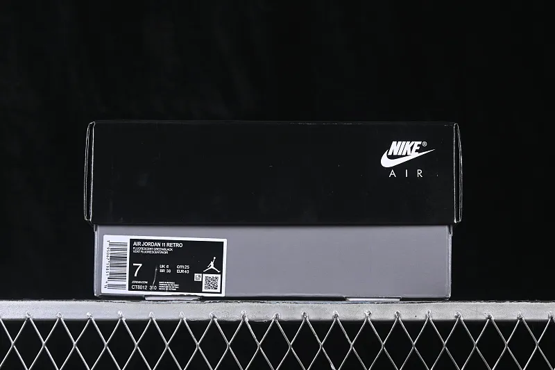 All categories Air Jordan Jordan series basketball shoes Air Jordan 11 Air Jordan 11 Retro AJ11 Joe 11 black green CT8012-310